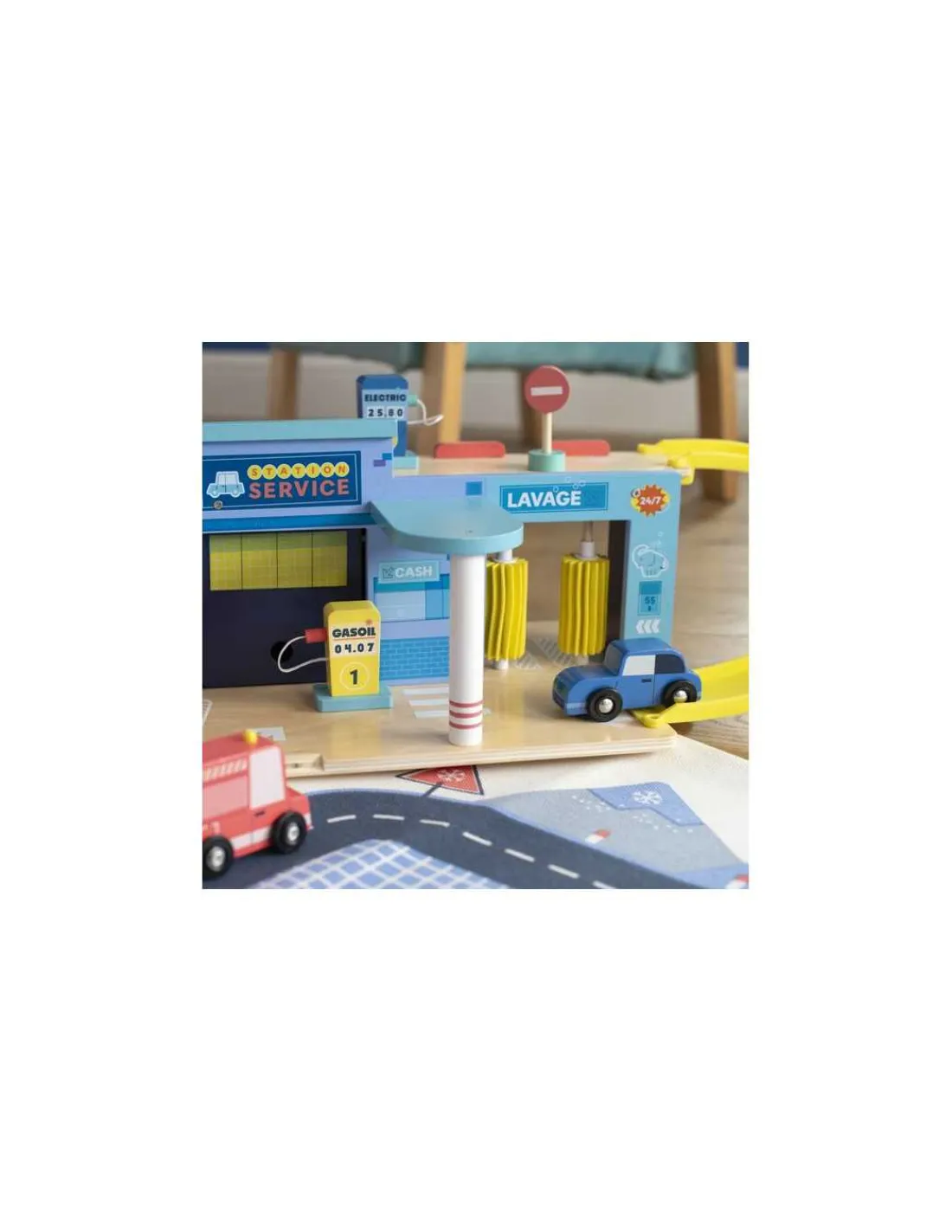 Moulin Roty Station service Avenue du Moulin -